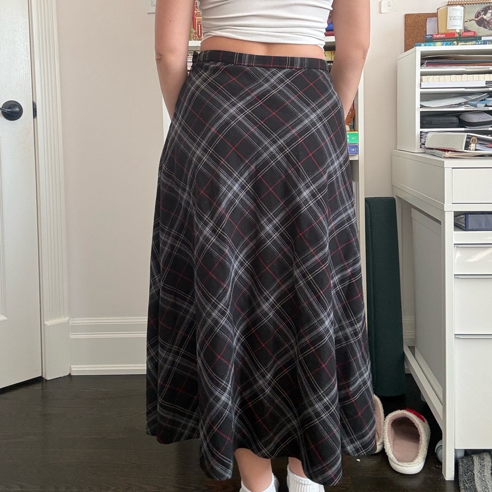 Jones New York Black and Red Plaid A-Line Skirt - Picture 2 of 4